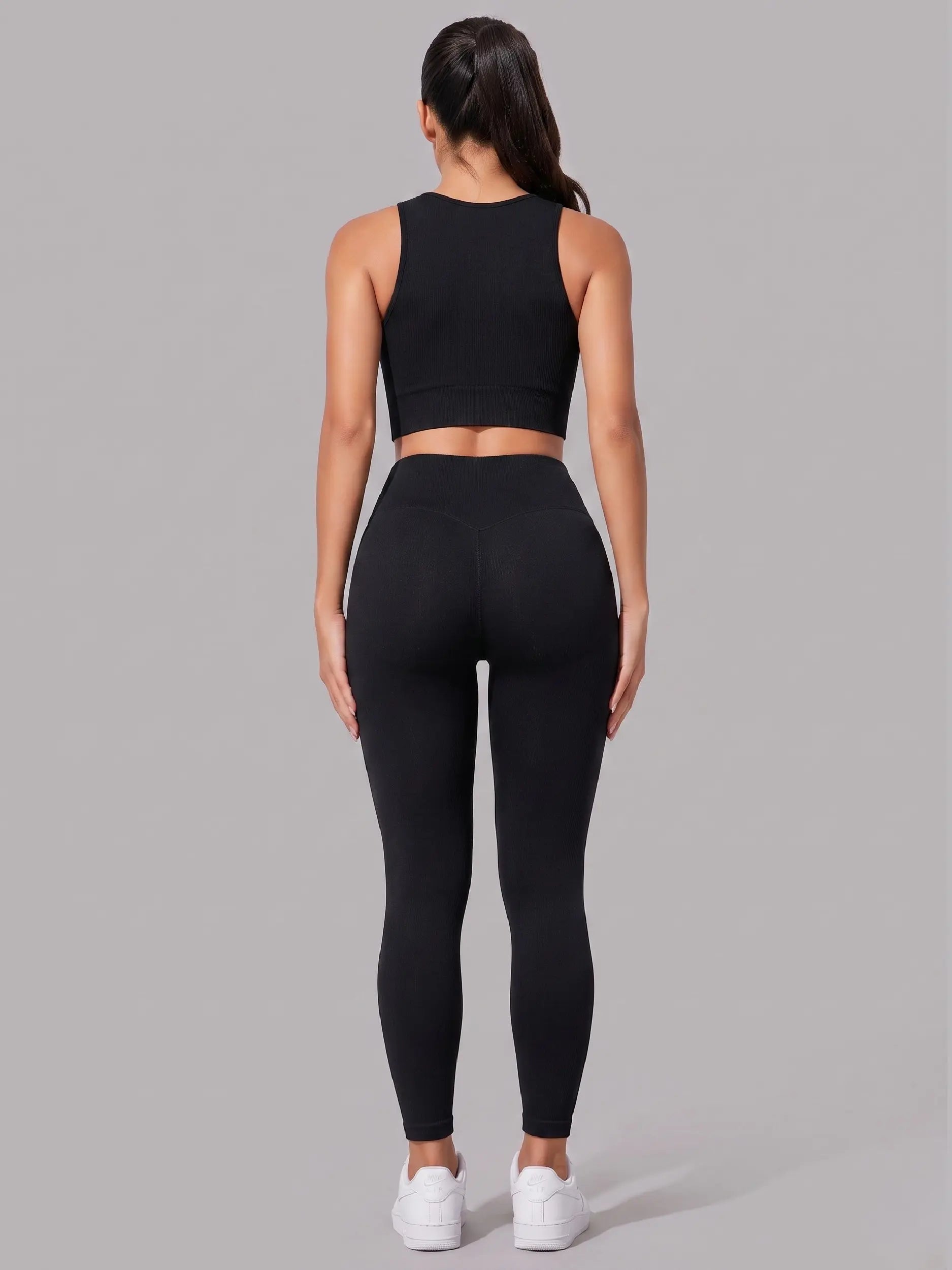 Bra + Leggings with Pocket