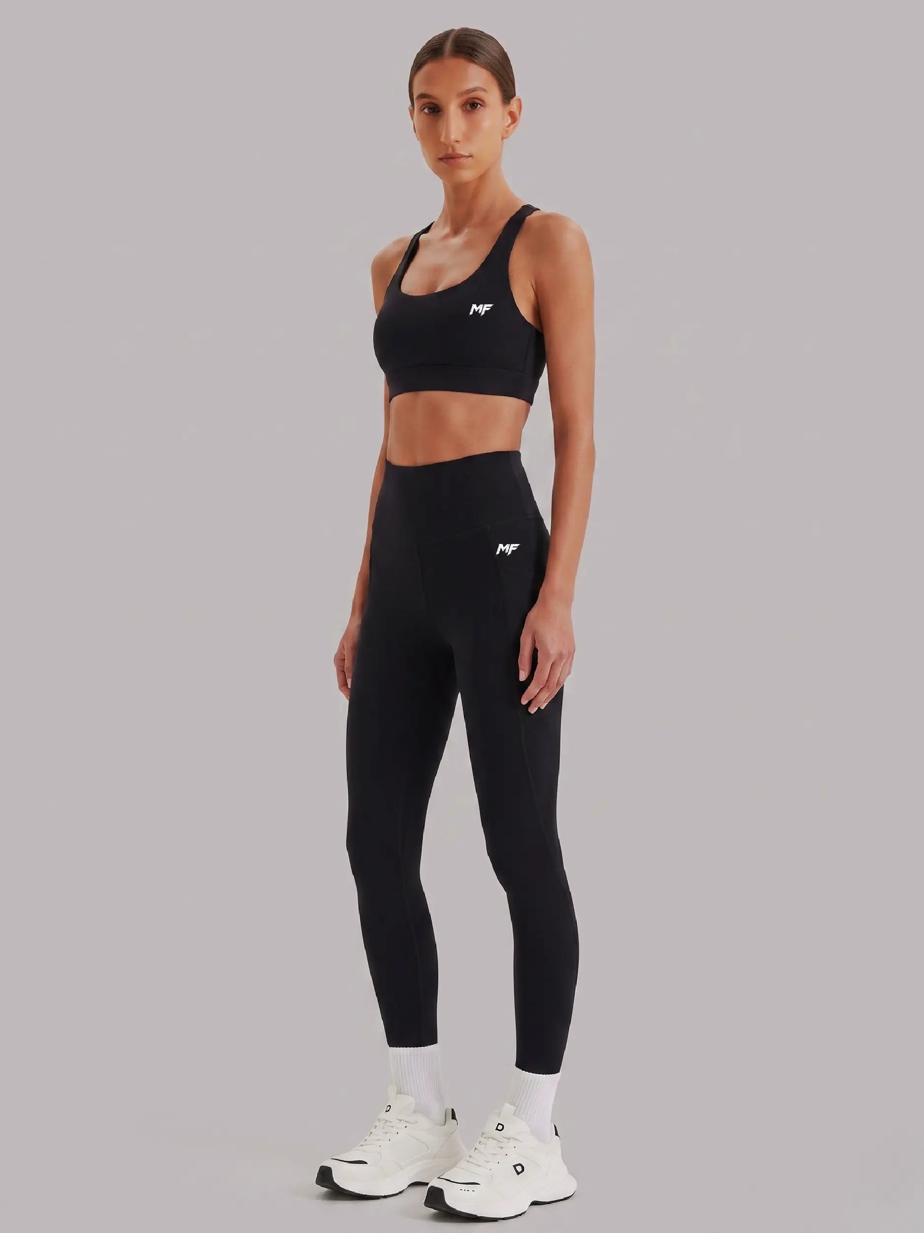 Bra + Leggings with Pocket
